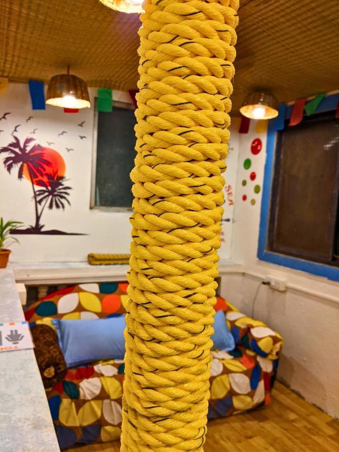Awaara Backpackers Hostel, אליבג מראה חיצוני תמונה