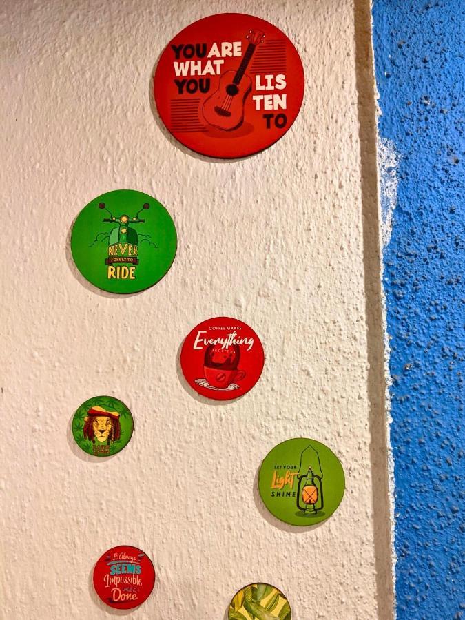 Awaara Backpackers Hostel, אליבג מראה חיצוני תמונה