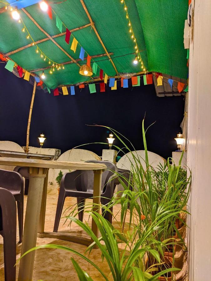 Awaara Backpackers Hostel, אליבג מראה חיצוני תמונה