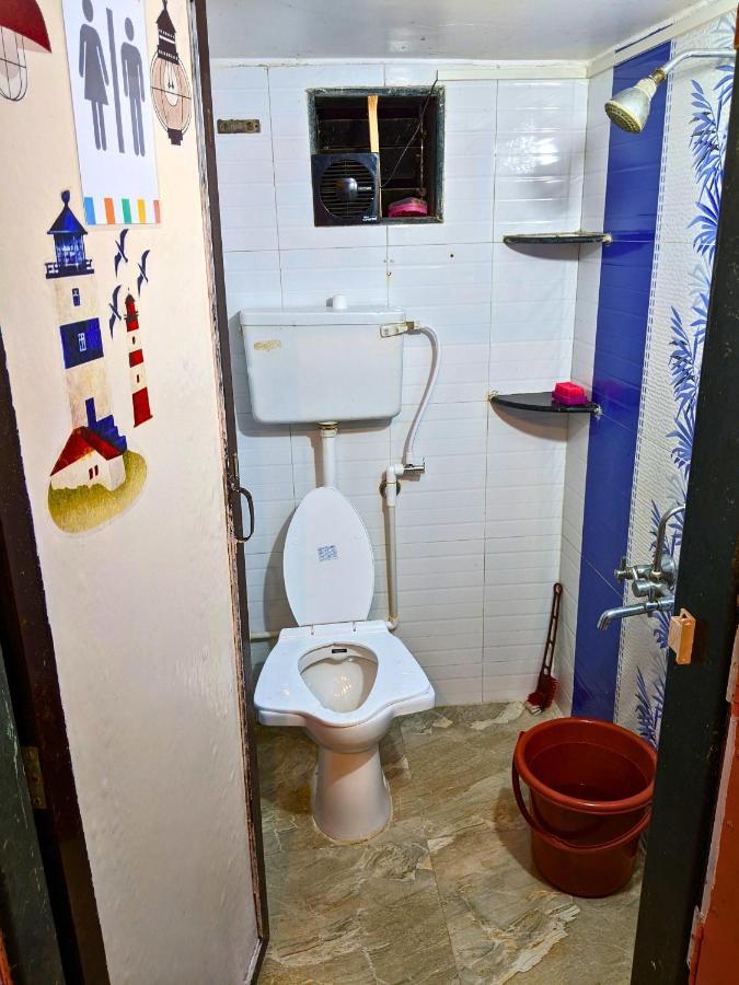 Awaara Backpackers Hostel, אליבג מראה חיצוני תמונה