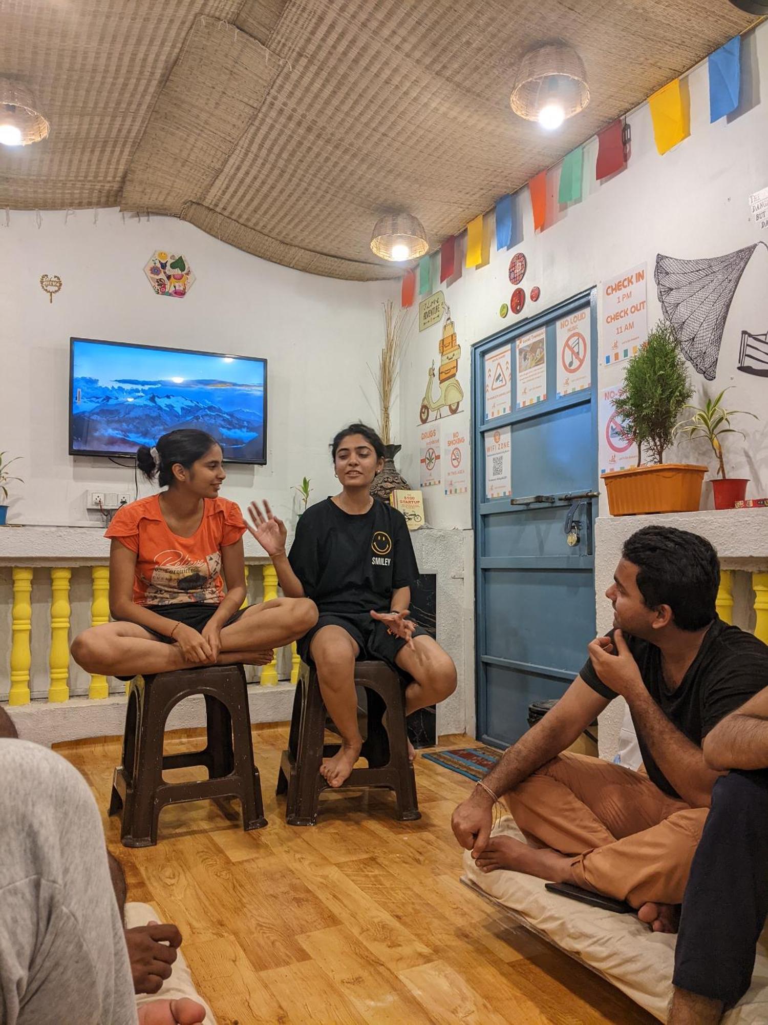 Awaara Backpackers Hostel, אליבג מראה חיצוני תמונה